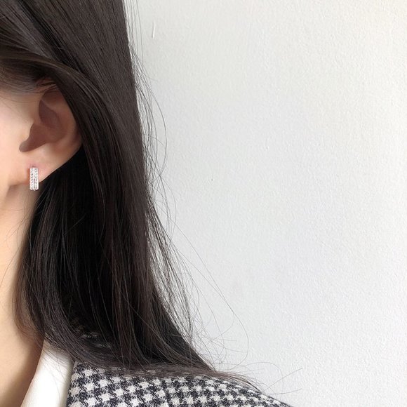 *925 Sterling Silver Diamond Square Hoop Earrigs - Picture 7 of 9